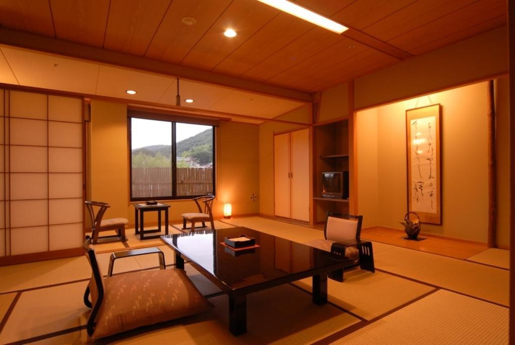 Marukyu Ryokan Izu (Shizuoka) Quarto foto